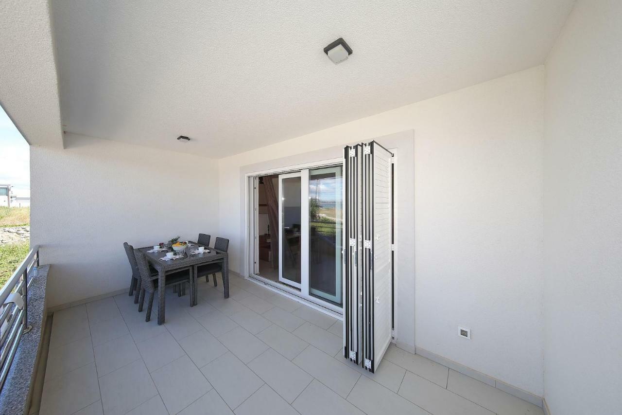 Apartment Lana Pašman Eksteriør bilde